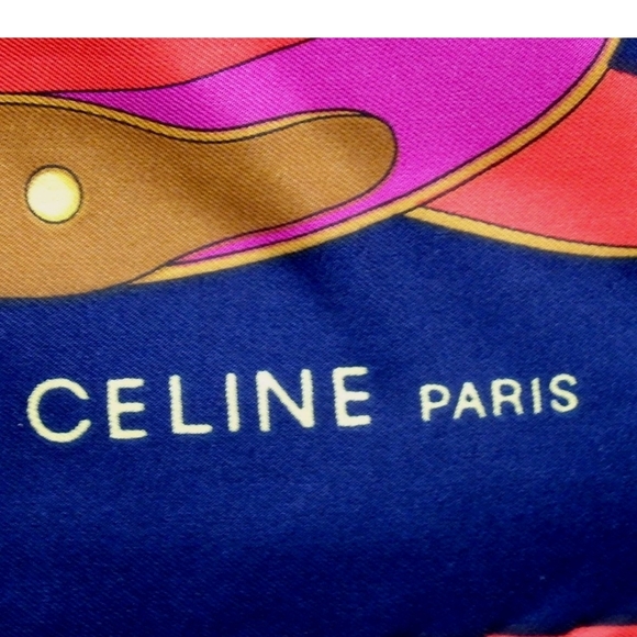 Authentic CELINE Chain belt pattern scarf silk. - Picture 4 of 4
